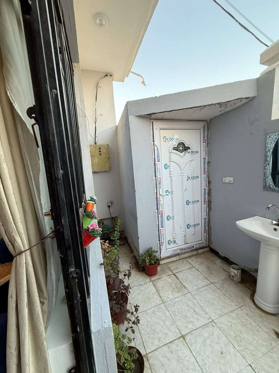 بيت مساحة ١١٢ متر طابو سند ٢٥ اقرار محكمه
بغداد الراشدية منطقه الانتصار
 مقابيل مستشفى حماد شهاب قبل مرور الحسينيه 
بالمربع الاول يبعد عن المدخل الرئيسي ٤٠٠ متر تقريبا
 ثاني شارع ع اليسار شارع الخياط 
طابقين متكامل البناء درجه اولى جديد
استقبال 
وصاله
 ومطبخ 
وخدمات داخليه وخارجيه 
 وغرفة نوم جوا
 وغرفتين نوم فوك وخدمات 
 للإستفسار الاتصال على الرقم الموجود
(***********) 
 #بيع_وشراء #مجيد_الناصر #عقارات #سكن #عقارات_العراق #فرص_عقارية #بيوت #مشتملات #بيع #شراء #استثمار #منطقة_الانتصار #اسعار_مناسبه #طالب_العلي #عقارات_الموسوي #عقارات_الحسينية #طابوملك_صرف #سكني #عقارات #موصل_بغداد_كركوك_حله_نجف_بصره #العراق_السعوديه_الاردن_الخليج #المحافظات_العراقية #بصره_بغداد_ميسان_ذي_قار_كل_المحافظات #اوربا_المانيا_النمسا_هولند #الخليج #دبي_قطر_الاردن_لبنان_العراق #العالم #عقارات_الموسوي
