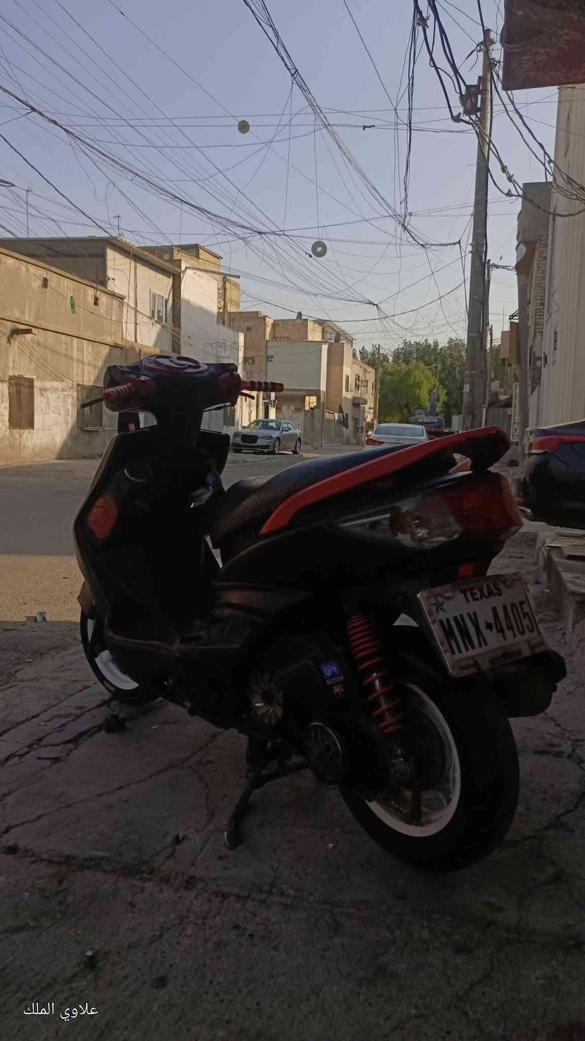 سكنس فحل
مكينه مكفوله
كلجات رياضي
كفر كله اصلي
زوج تايرات جدد جلاتين
صدر امامي خلفي جديد
كهربائياات كلها شغاله
يدات بريك رياضي
عضمات سكليتر كرزي رياضي
سعرها 700وبيها مجال 
***********
***********
