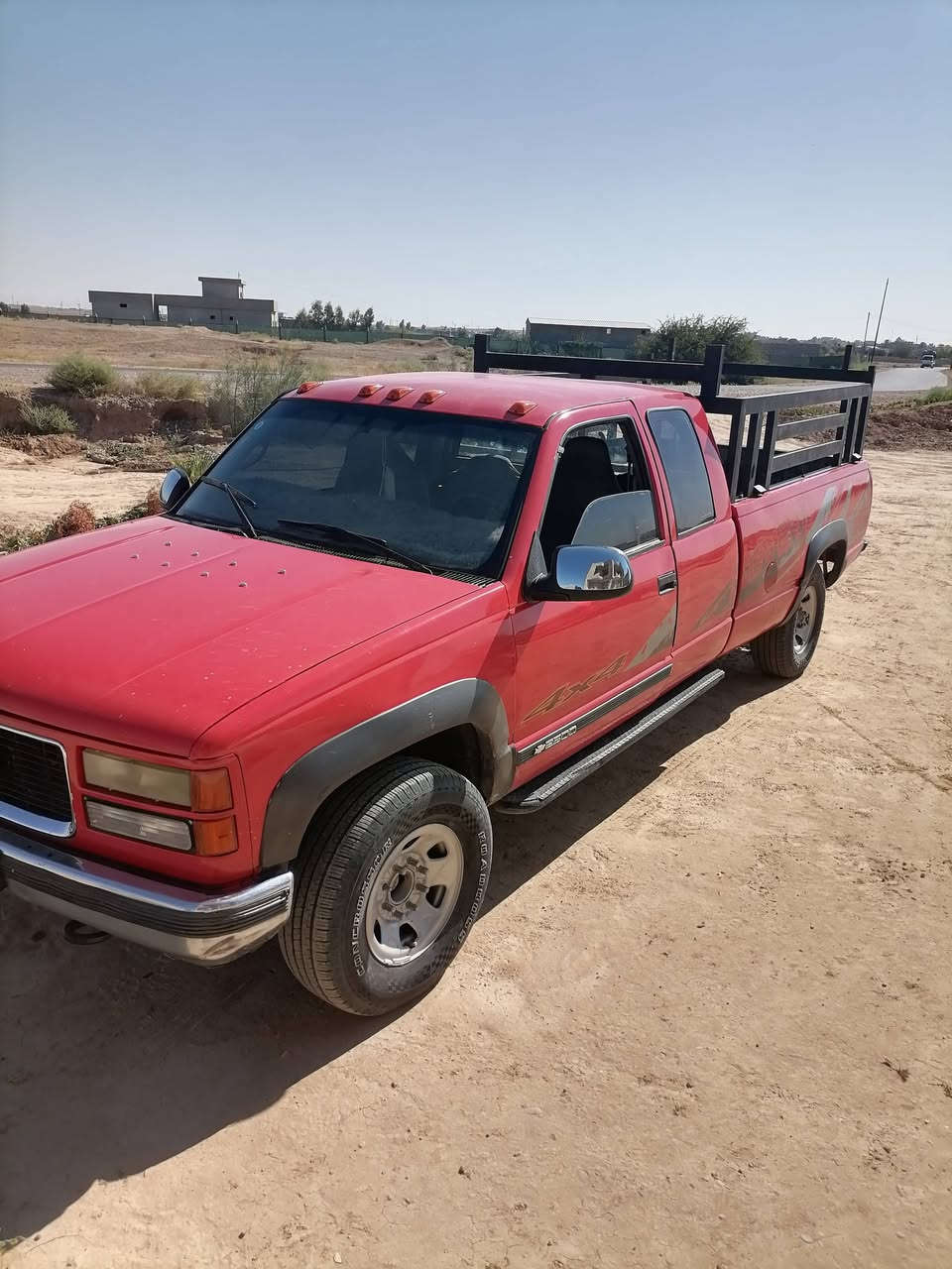السلام عليكم للبيع او مراوس جمسي موديل 1998/كير محرك شرط مال حاويه حجم 450 كير حجم 1000 اوتو سنتر لوك شغال جام كهربائي  مصبوغه عام فرن  رقم نينوى دولي هزه وسنويه جديد تخم تايرات  جديد بيع او مراوس  مكان صلاح الدين   ***********
