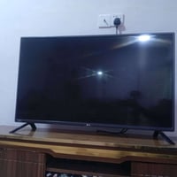 شاشة LG • ٤٣ بوصة • بدون نت