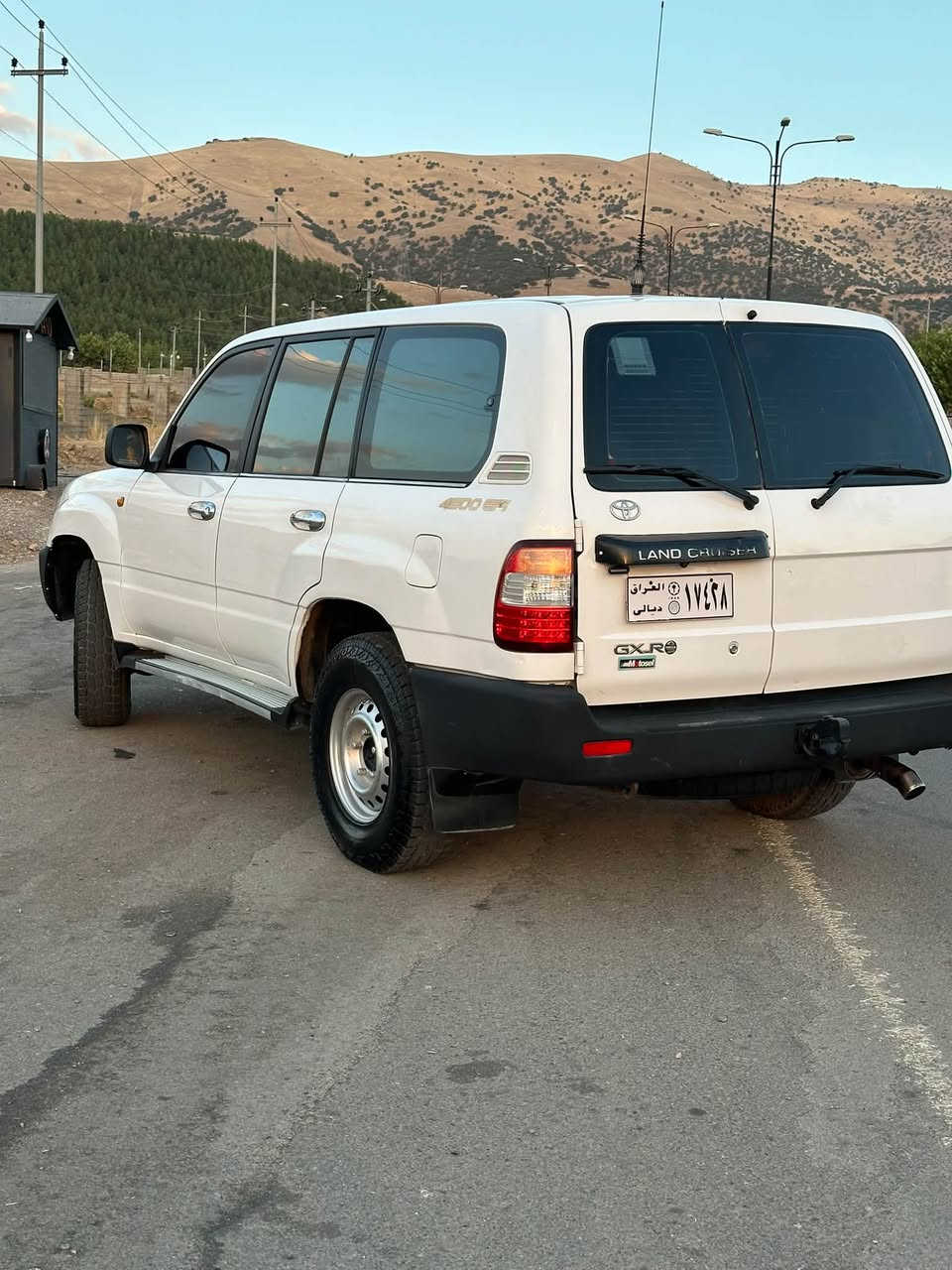 بە ناوی خوای گەورە
مۆنیکا 2003 GX 
ئارم پلاستیک سلێمانی بە شەرت ئارم و ئەوەلیات و خرامە 
هۆکی بیلاد دەبل فلچە جام کارەبا دەژبل بەرز پێش تەبەڵە 
چوار جام کارەبای تەبرید مەرکەزی سەلاجە شاشە ایپاد  
تاقم تایە و ویلی لۆک ئەکسل قفل شوێن لەزگەی بۆیاخە و پەڵەی لە بۆنیتەکەی گێر و مەکینە و دەبل اکسل بە شەرت 
شوێن هەلەبجەی شەهید سعری ١٣٨ مەجال 
***********
***********
