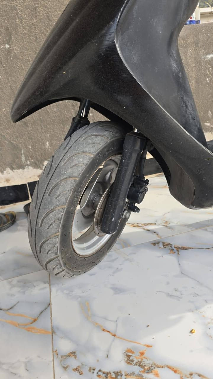 ما اطول عليكم دراجة عصفوريه ٦٠ ما مفتوحة محركها صوتة ناعم ومشيها خير من الله معروضه للبيع بسعر 600الف او مراوس بدراجة كير عادي نامة او آرشة نظيف
للاستفسار اكثر التواصل على الرقم :*********** او المراسلة على الفيس بوك
