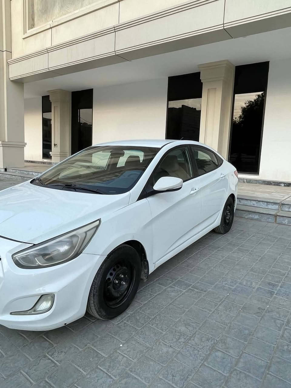 السلام عليكم اكسل موديل 2016للبيع وارد خليجي باسمي تحويل ثاني يوم ماشيه 85 محرك 1600 دوش تبريد شغال سياره جاهز مابيها نقص السعر 83 بيهه مجال بصيط العنوان بغداد المنصور ساحه اللقاء. الرقم ***********
