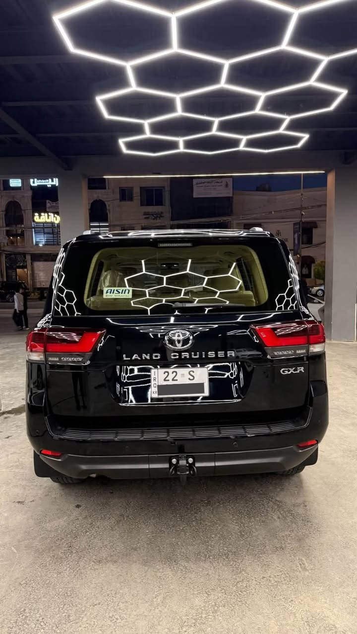 لاندكروز GXR • ٢٠٢٤ • ٩٠٠٠٠ كم