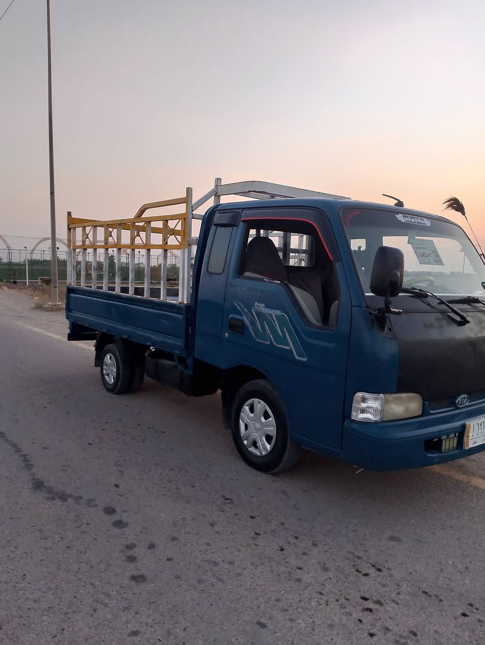 سلام عليكم كيه فونتيره 98 وكيه بنكو البيع سيارات مكفولات بيهن ملاحظة بصيطه محرك نظيف كشانه جديده الاستفسار عل رقم *********** وكل محافظات على راسي
