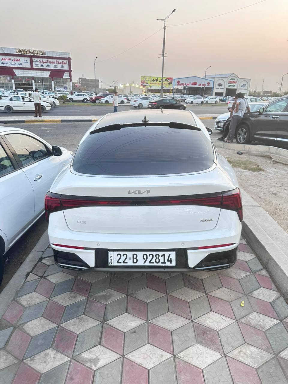 السلام عليكم للبيعK5 2024 خليجي رقم اربيل   السياره كفاله عامه ما عده بارد على كد 4اصابع بل جاملغ امامي والباقي مكفول من كل شي مكينه 4 سلندر تنفس طبيعي 2,500 ماشيه قليل فول مواصفات کامرات 4 بنوراما كشنات جلد وكهرباء داخل قرميدی کشنات تدفئه تبرید شاشه متصل 4 وضعيات قياده اوتو هولد سايد بريك كهرباء صندوق کهربائي كروس سرعه رادار خلفي حساس امامي خلفي السياره جديده بمعنى الكلمه وكل شي مناقصه حيل جديده مكان السياره بصره
السعر (225)وبيهه مجال للطيبين 
للاستفسار 
***********

