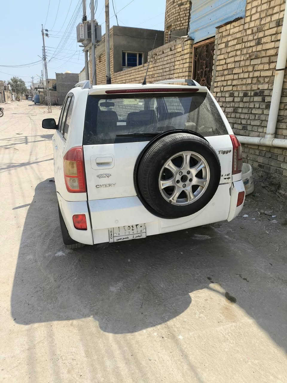 تيكو مديل 2013 مكفولة كفالة عامة مكينة كير تبريد ثلج تخم تاير حدادية جديدة بل عمارة راعيهة يمي جاري السعر 45 بيهة مجال اتصل وخادم واساب موجود لاضربة ولاتبديل مكفولة  ***********
