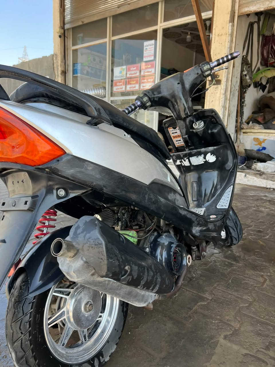 السلام عليكم 

ماكس عدله مجفته للبيع 
السعر 450 وبيها مجال
المكان النجف حي ميسان شارع الجوهره
للتواصل على هذا الرقم بي واتساب ***********
