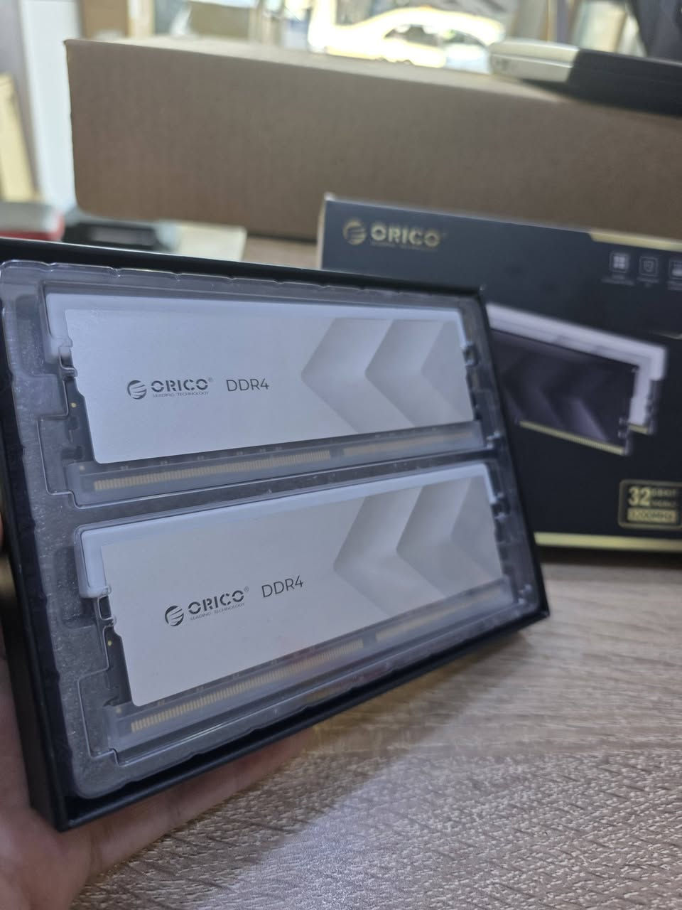 رامی کەیسی نوێ بەکار نەهاتوو تەنها تێست کراوە
RAM CASE 32GB ( 2×16GB ) DDR4 3200Htz
جدید رام
لە.مارکەی ئۆریکۆ کە یەکێکە لە کۆمپانیا دیار و زۆر باشەکان
نوێیە بەکار نەهاتوە تەنها تێست کراوە
نرخی ٣٠٠ هەزار
ناونیشان هەولێر گەیاندن هەیە
***********
