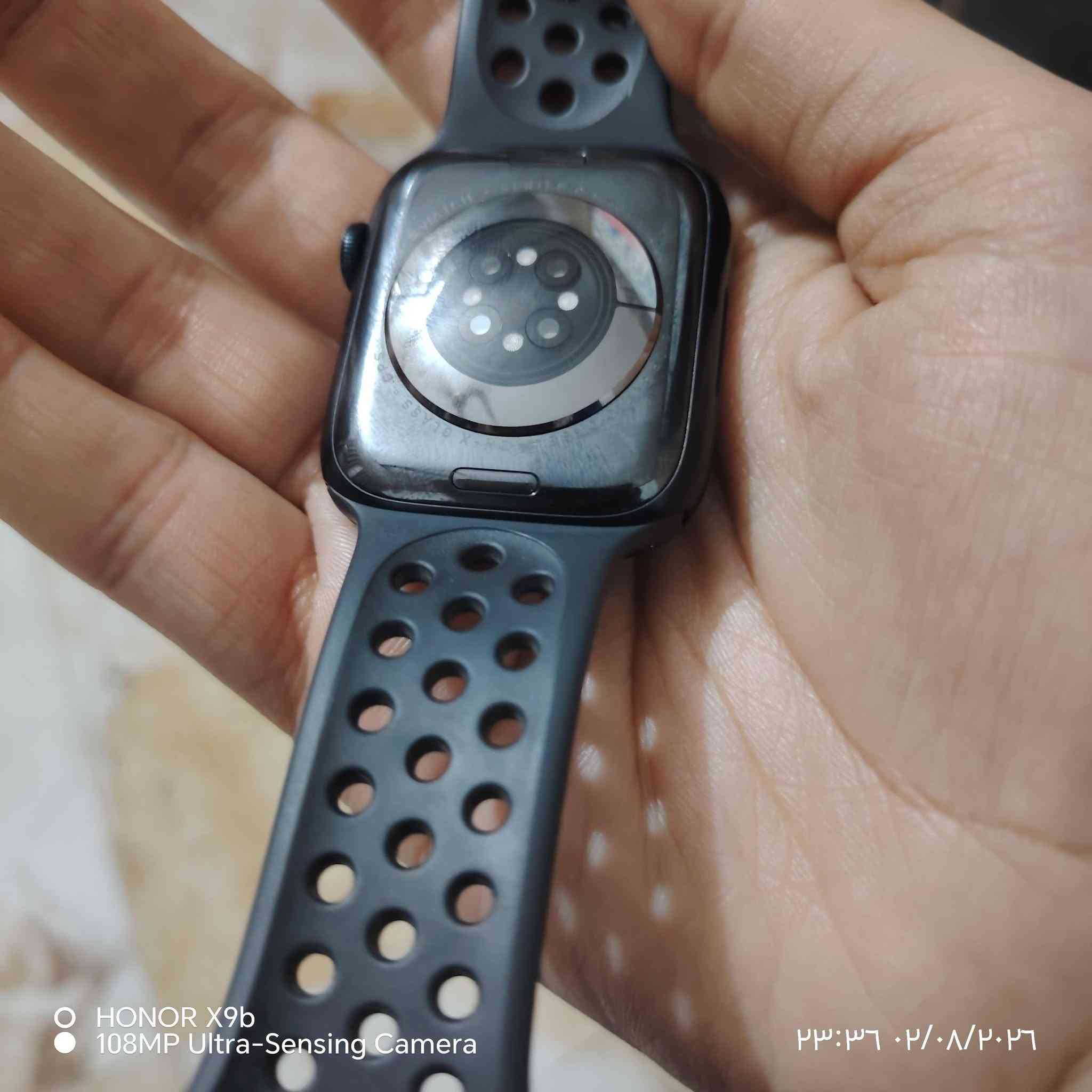 ساعه جيل 9 بطاريه 90سير وشاحن اصلي ٢٥٠ قفل لميشتري ليعلق رجاءا ساعه كلش نضيفه لتواصل واتس ***********

