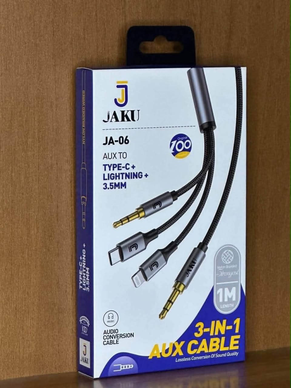 🎧 مجموعة كيبلات الصوت والـ AUX الأصلية من JAKU - نقاء صوت عالي وبدون تشويش!
استمتع بأعلى جودة صوت لنقل الموسيقى في السيارة أو على السماعات الخارجية مع كيبلات الصوت المتميزة من JAKU:
1. كيبل الصوت الذكي JAKU (Model: JA-04)
 المنفذ: 3.5mm to Type-C
 المميزات:
 مزود بشريحة تحويل صوت فائقة النقاء (High Fidelity DAC Chip) لضمان عدم فقدان جودة الصوت (Lossless Sound Quality).
 يدعم تشغيل الميكروفون والاتصالات والسماعات.
 تصميم متين وعملي مع وصلات مقواة.
2. كيبل الصوت المتعدد JAKU 3-IN-1 (Model: JA-06)
 المنفذ: AUX to (Type-C + Lightning + 3.5mm)
 المميزات:
 كيبل 3 في 1 شامل يربط جميع الأجهزة (آيفون، أندرويد، ومدخل AUX قياسي).
 مصنوع من القماش المقوى المتين جداً (Nylon Braided).
 يوفر تحويلاً نقياً للصوت بدون تشويش (Lossless Conversion) بطول 1 متر.
📞 للطلب والاستفسار: ***********
📍 العنوان: الناصرية - قضاء الدواية - مول عيون الرشا (بجانب دار اليمن)
تتوفر خدمة التوصيل

