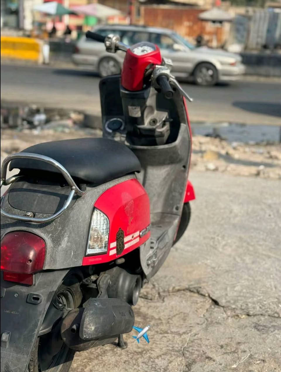 سلام عليكم ماكس بوليسي للبيع دراجا حاويه توها طالعه برغي مامفتوح بيها كفاله عامه وصل موجود ختم واحد درجا  سلف هندر كهربيته كلا شغال مكاني ناصريه حي سومر سعر مليون وبيها مجال رجان مو شراي لايراسل ***********

