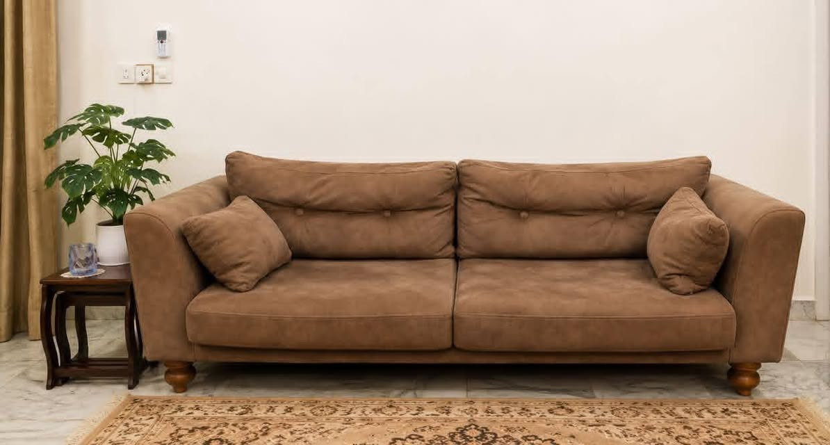 تخم تركي درجة اولى يتكون من2رباعيات 2كراسي

مستخدم نظيييف جداً مابي ضرر العنوان كربلاء الشبانات
***********
