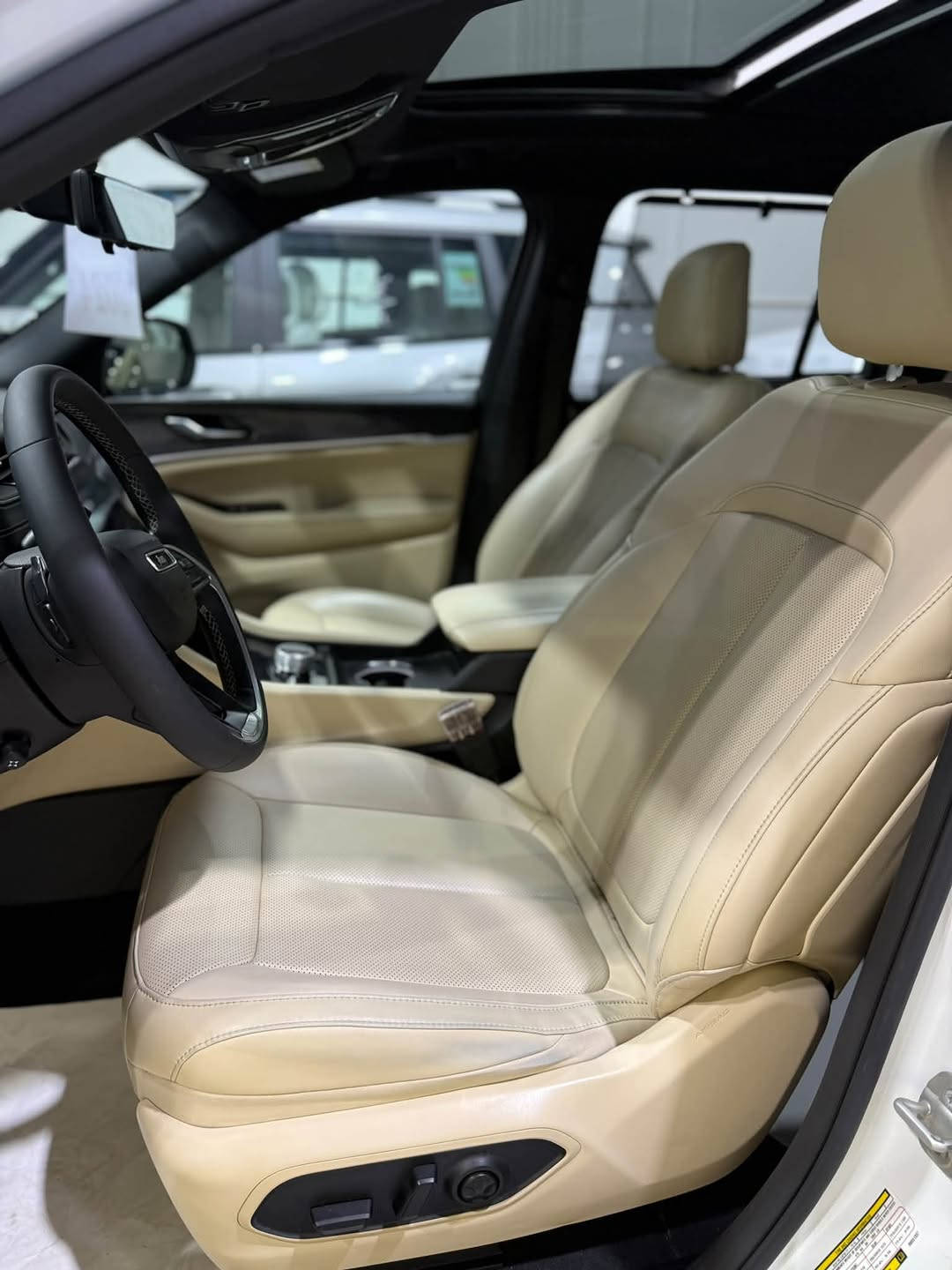 🔥 شركة الخليج لتجارة السيارات 🔥

🚙 جيب 2024 | LIMITED PLUS 👑

✨ رقم بغداد — تحويل 
✨ السيارة جاهزة
✨ ماشية 22 ألف كم
✨ كفالة عامة
✨ داخل بيجي. جلد 
✨ معروضة داخل صالات شركة الخليج

📍 البصرة – معارض القبلة قرب مجسر القبلة

📞 ***********

🤝 لأي استفسار بخدمتكم
❤️ حياكم الله ونورتونا
