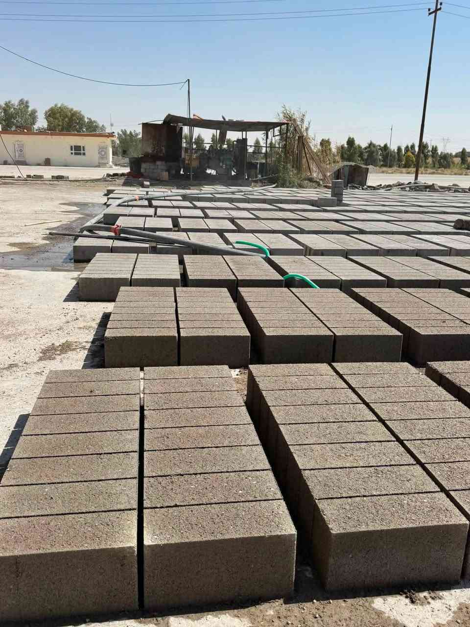 إسلام عليكم
عرض خاص للمواطنين الكرام
بلوك درجه أولى شرط الفحص 
واصل بل كرين لبيجي 410 الف 
لاستفسار 
حمود اسويد ***********
احسان اسويد ***********
