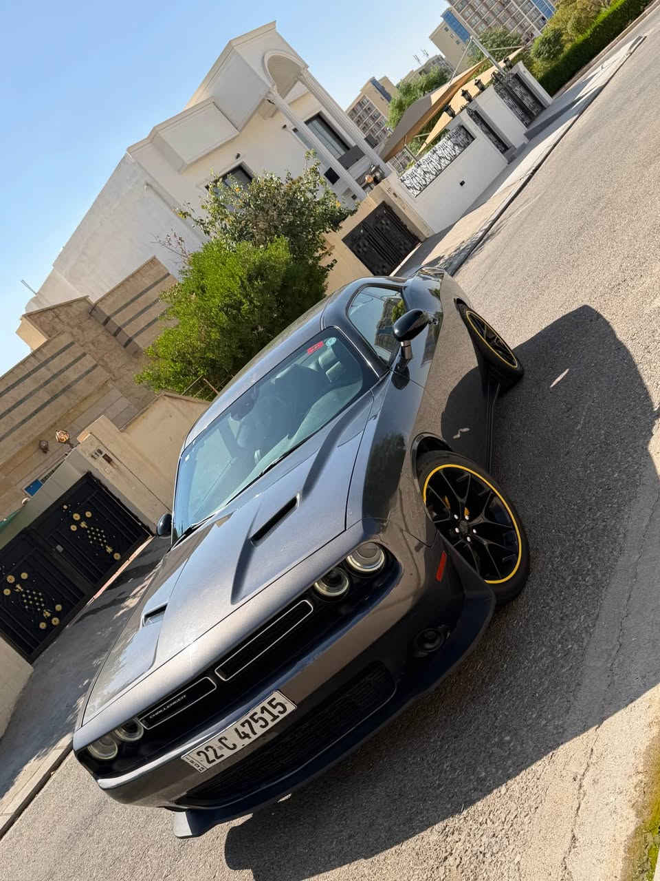 السياره كلين صار بيه باب السايق نصه صبغ فقط 
مواصفات جي تي 
كشن حضن
كشن كهرباء
شاشه وسط
سقف روز رايز
سياره معدله بلكامل 
كشن جلد مطعم اصفر 
ويل وتاير حجم 20
ماشيه 120
كير مكينه اكسل بيهم تراي للسعوديه
رقم اربيل 
مكان اربيل 
هزره ورقم جديد
السعر 133
*********** أربيل, العراق
