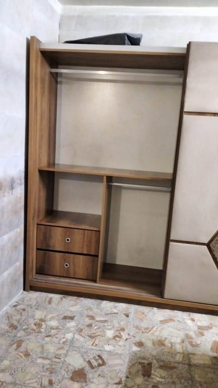 السلام عليكم ، غرفة نوم تركية مستعملة للبيع ٣٥٠ وبيها مجال، ***********
