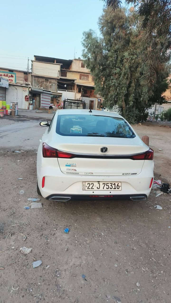 ايدو بلس • ٢٠٢٣ • كاميرا خلفيه