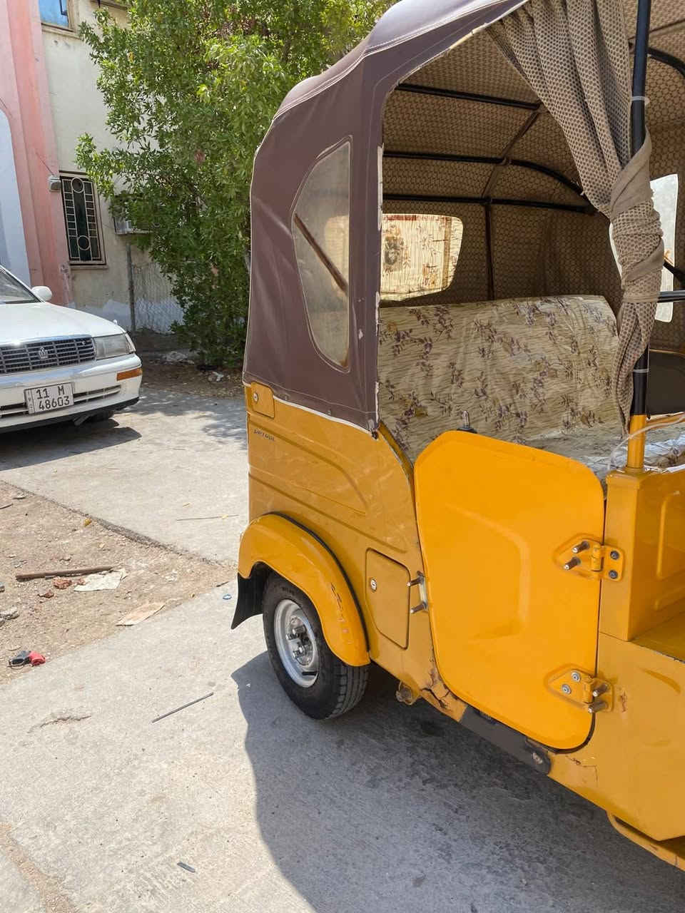 21 لبيع مجف بلغد صباغ باقي كفاله مكينه مجفت مكانه مدثرسعره  6 و600 وبيه مجال *********** مرقم عربي
