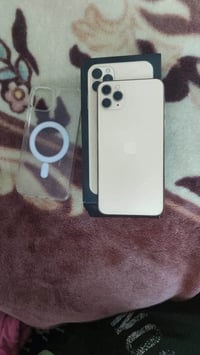 آيفون ١١ برو ماكس • ٢٥٦ • مبدل شاشه
