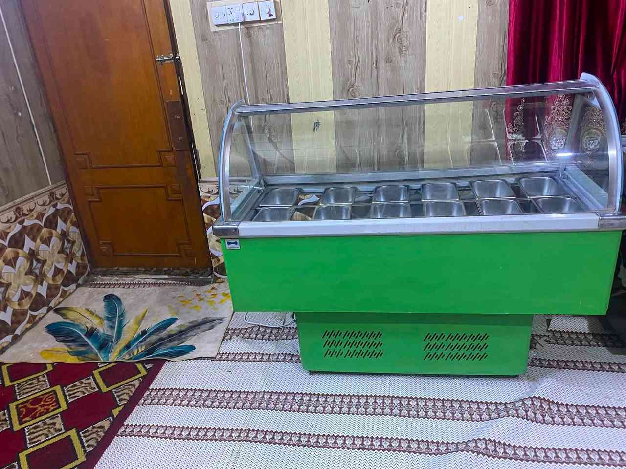 السلام عليكم عارضه مقبلات +مجمده بروده فول شرط الفحص وكل نقص مابيهن مال مقبلات ب٥٠٠وبيه مجال والمجمده البطحه ب٣٠٠وبيه مجال مكاني القبله ***********
