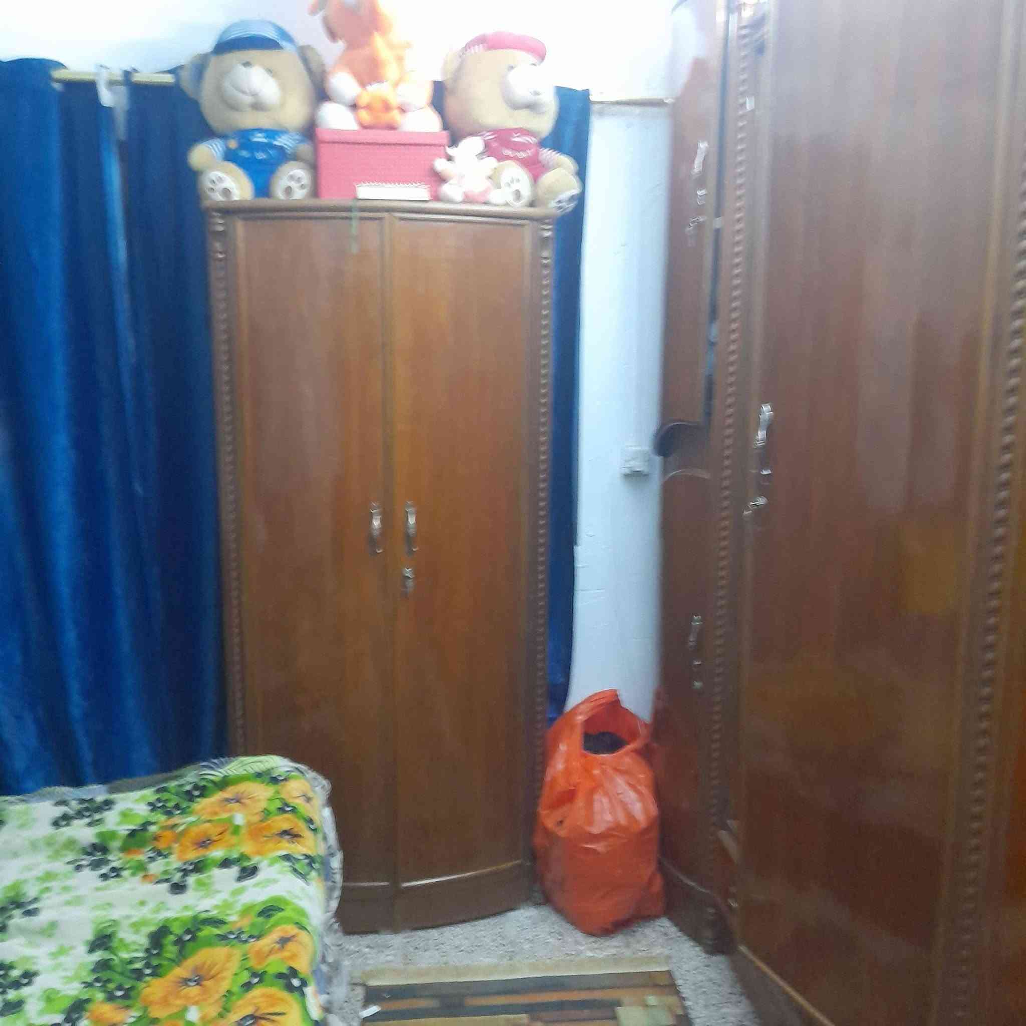 سلام عليكم عندي غرفة نوم للبيع صاج عراقي تكمة وللتواصل هاذة الرقم ***********
