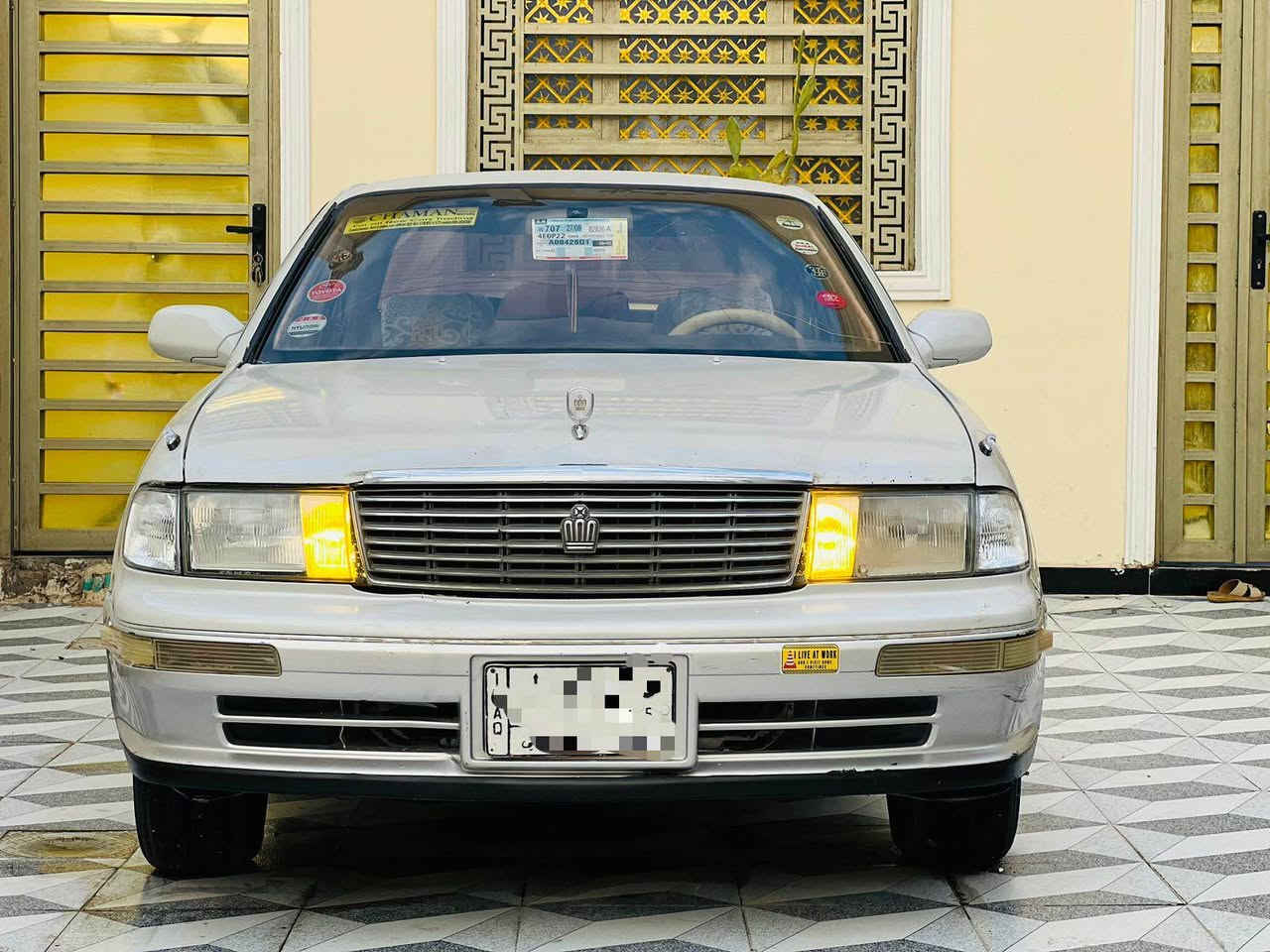 السلام عليكم للبيع بطه متصل رقم بصره اليف مشروع وطني ( راعيها متوفي ) سياره مكفوله من الكصه والنقل الجثه والضربه مكينه وكير جدد حداده طخم تاير ويلكب جدد سياره جاهزه وحلوه السعر 29  ورقه قفل 🔒 الاستفسار الرقم *********** مكان السياره البصره الشعيبه تقاطع الجويه البصرة, العراق

