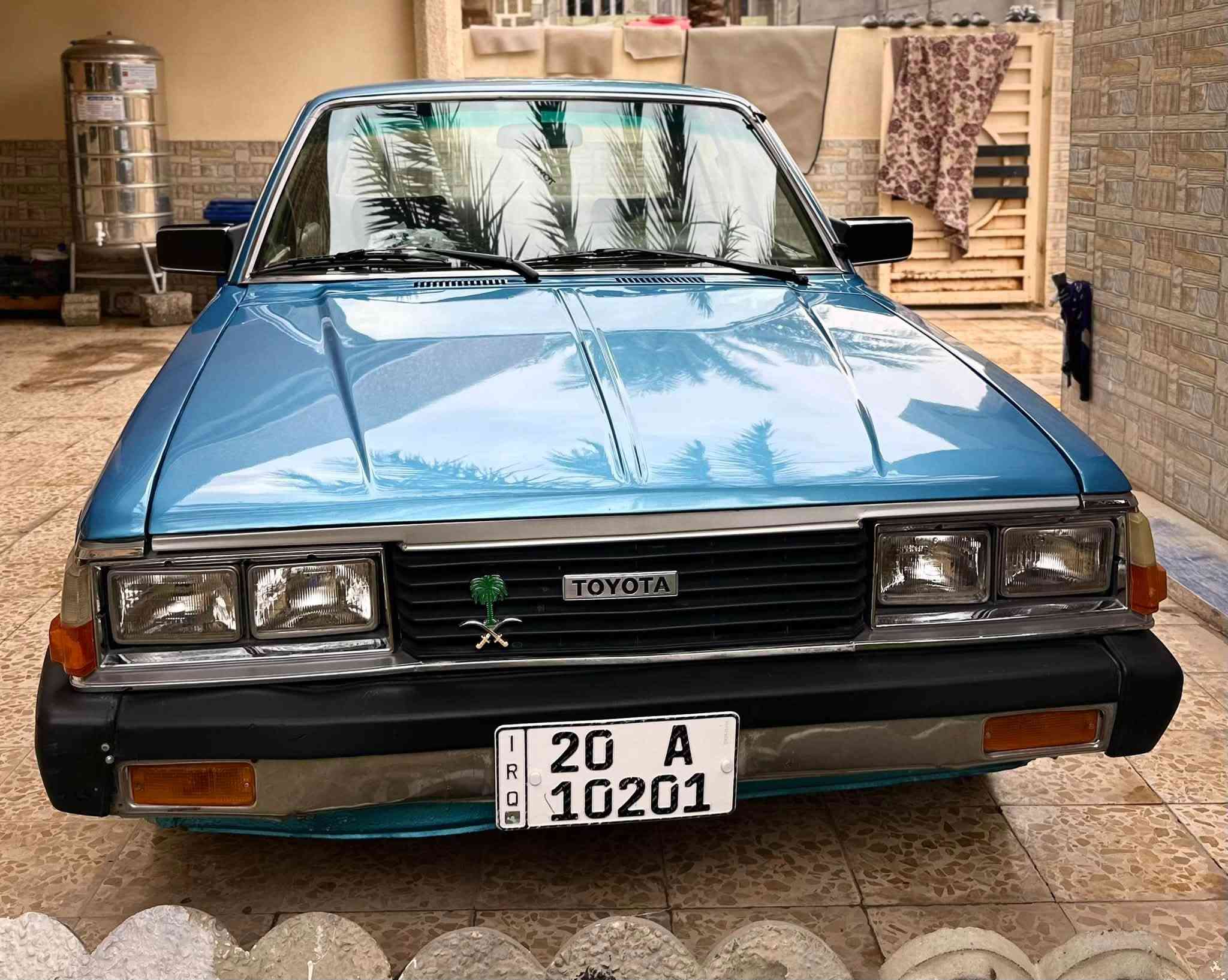 السلام عليكم
تويوتا كرونا للبيع 
لون سمائي مميز 🚙
موديل 1982 ✅
محرك 1800 كابريتر ✅
كير عادي 4 نمر ✅
كير و محرك بلاديات بشرط ✅
صدر بشرط ✅
تبريد شغال ❄️ ✅
سيارة مصبوغة عام للجمالية بدون اي حادث ✅
غرفتها نظيفة جداّ ✅
الكشنات نضاف ✅
تنته و بطاين و كاعده جدد ✅
تيرات نضاف ✅
مسجل بلوتوث و سماعات و دمام بالصندوك ✅
كهربائياتها كلها شغاله ✅
السياره وياها سويچين مال شركة 🔑 ✅
السياره رقم ديالى مميز و رقم انكليزي و السنويه لحد 31 و هزه جديده و بسمي و تحويل ثاني يوم ✅
السعر 40 ورقة و بيها مجال جداً قليل حك الجية 
مكاني ديالى / بعقوبة
 الشراي يتصل على الرقم ***********
اقره المنشور زين قبل لا تتصل
