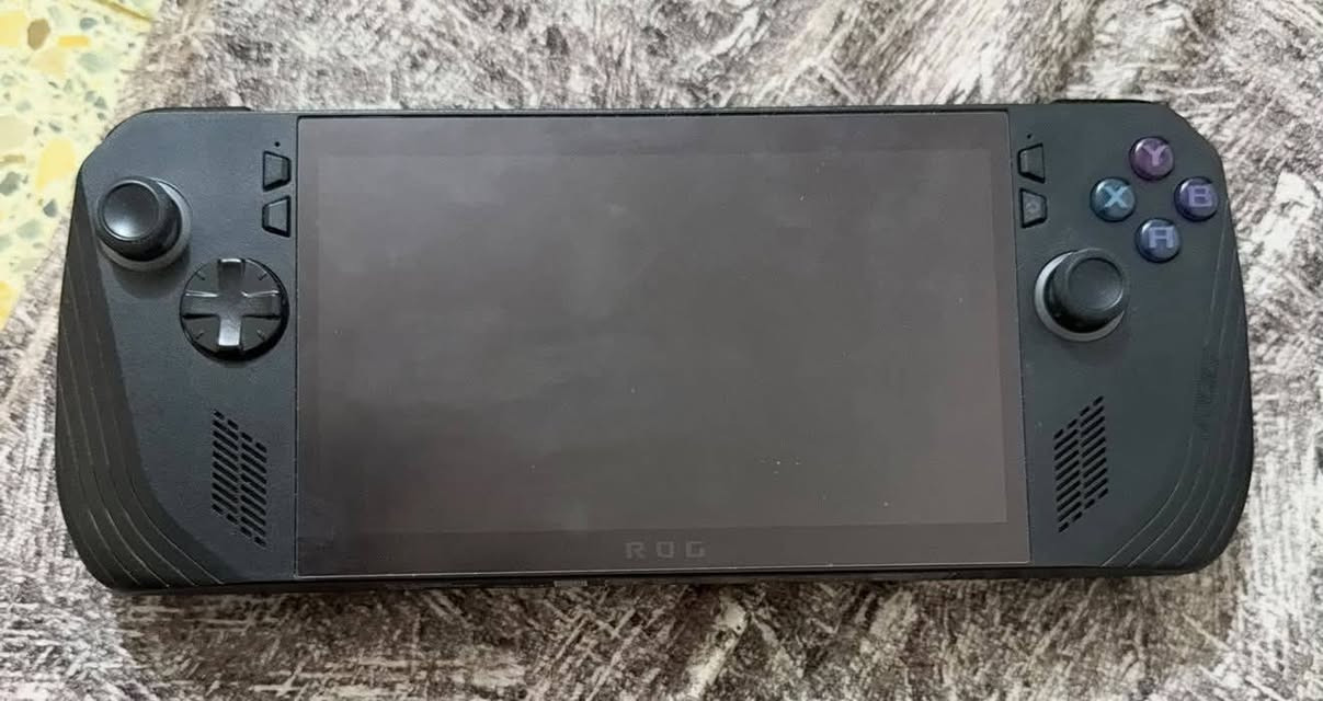 السلام عليكم
جهاز asus rog ally x

ذاكره واحد تيره للبيع 

مع جميع الملحقات الاصليه 

التواصل ع الخاص او الواتس ***********
