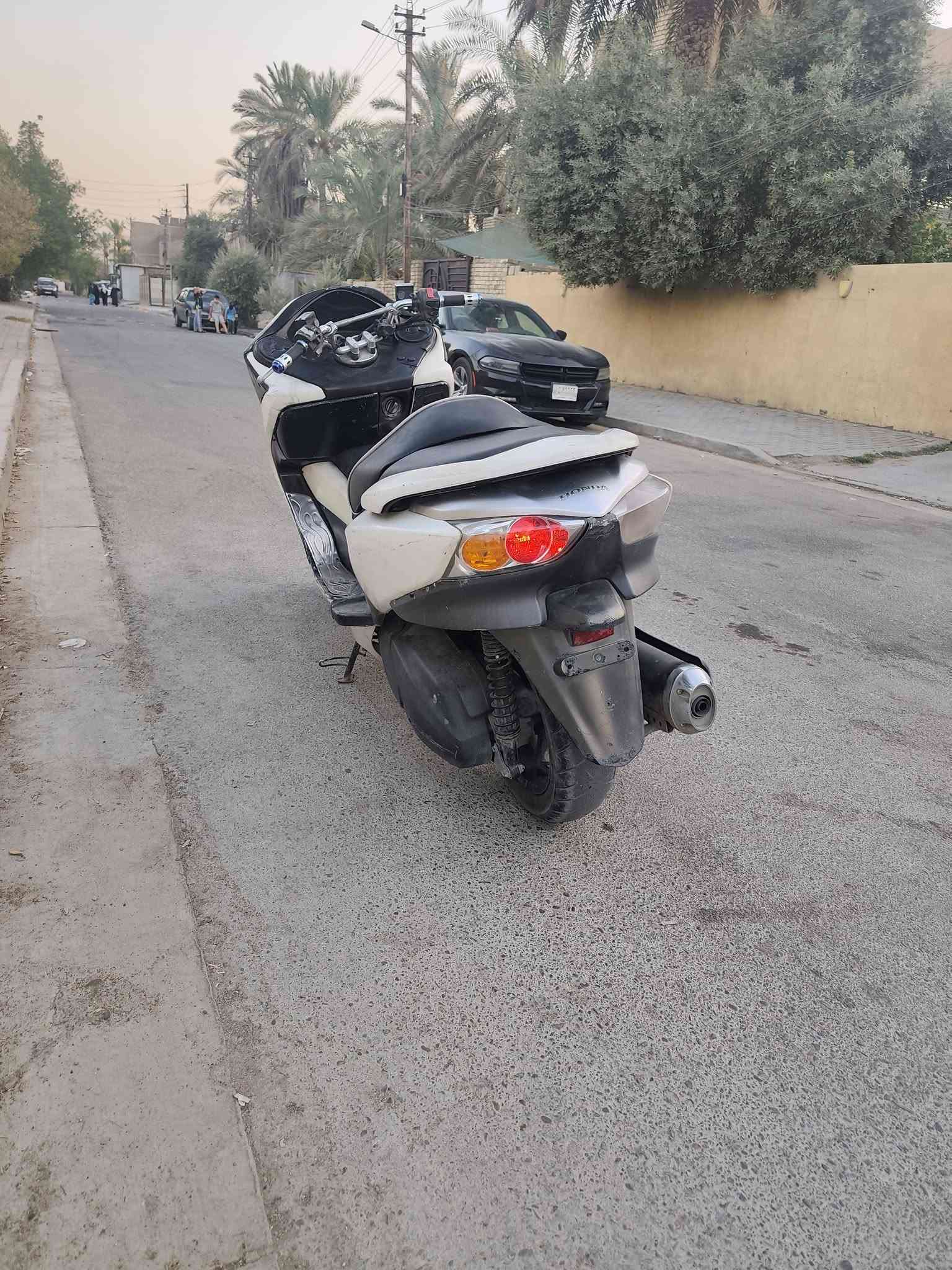 سلام عليكم للبيع او مراوس فورزة بصمه صفر عشره اس كلها شغاله للخير كير شغال مكينه مجفت دراجه نكره سلف اي وقت وين ما يعجبك اطلع كفرات كدامك سعر 650 بي مجال بغداد زعفرانيه ***********
