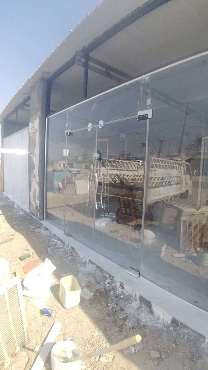زجاجيات • عباس الخطابي • كربلاء