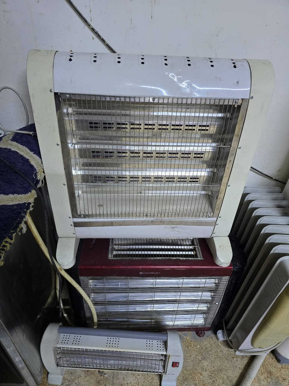 صوبات كهربائية • جديدة • ٦ قطع