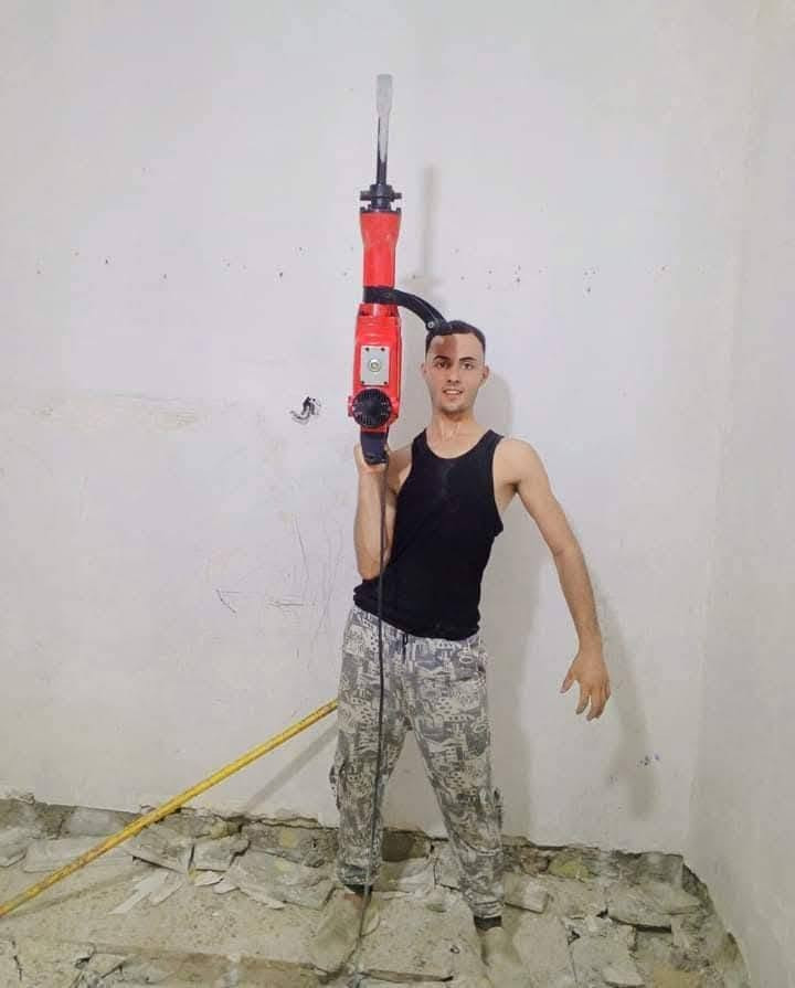 تنضيف بيوت • تنضيف صطوح • كادر جاهز