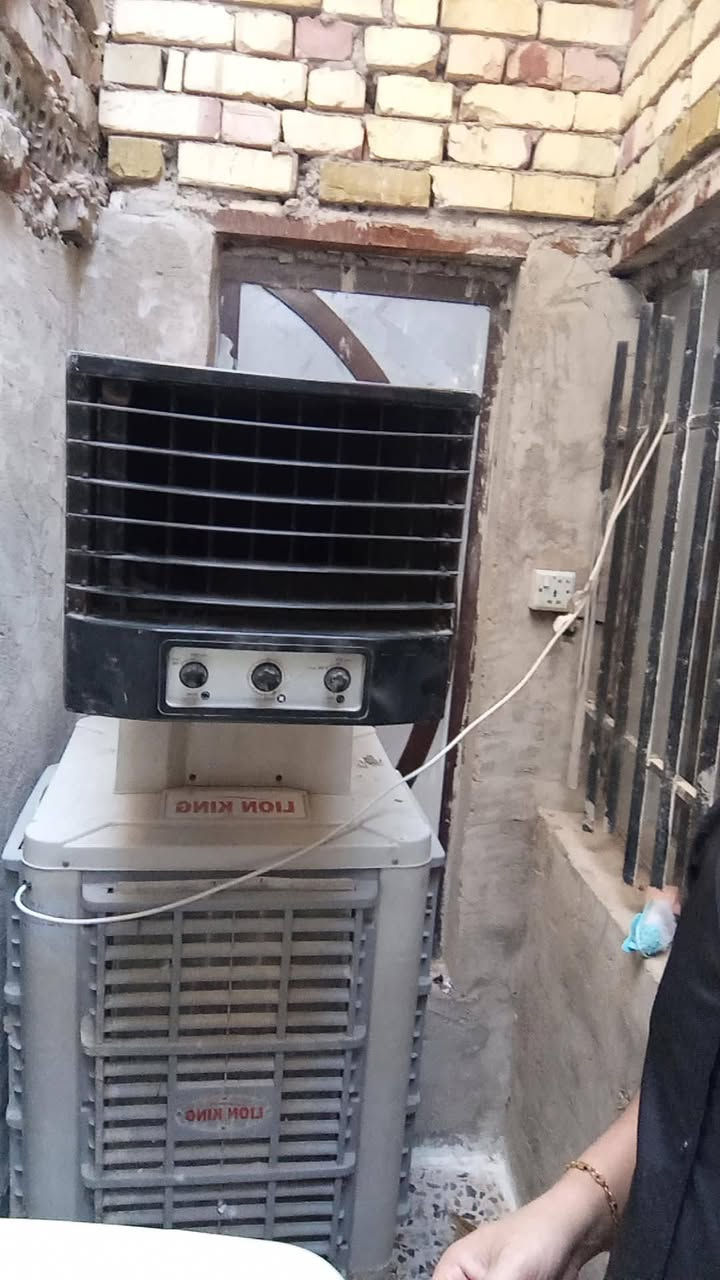 اغراض للبيع • تواصل