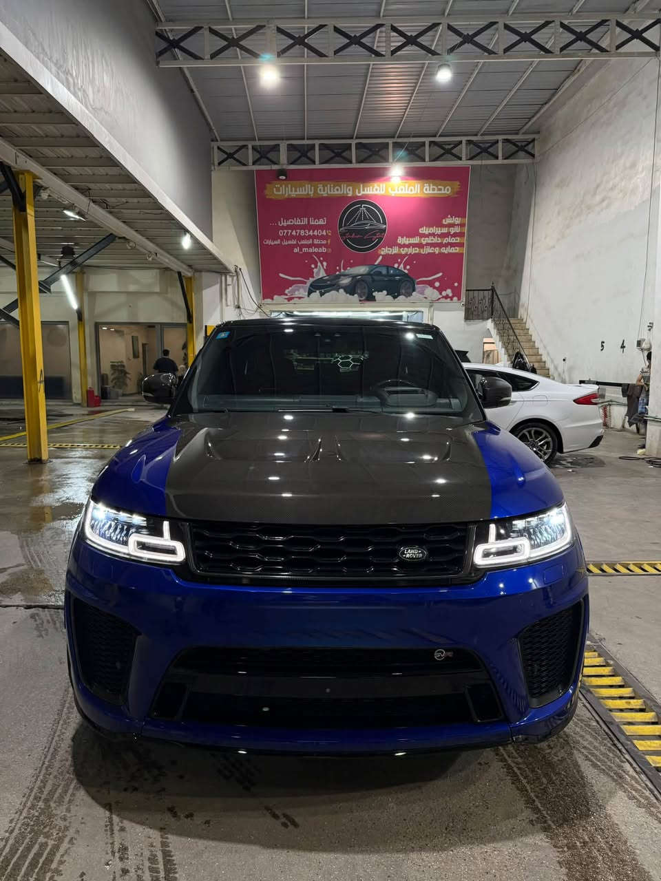 رانج سبورت SVR 🔥 للبيع و السعر مناسب
2020 خليجي ماشية 73 الف كيلو مكفولة و مغلفة ppf 
عدا ٤ اصابع تكحيل 
اعلى فئة مواصفات فول كاربون فايبر داخل و خارج 
داتاشو و اللايت داينمك ٤ عدسات 
السيارة كلش جديدة من ناحية تراي و حدادية و كلشي و مناقصها برغي و لا بيها مصرف كلش جديدة 
مكان السيارة زيونة باسمي تحويل ثاني يوم رقم بغداد
السعر 46,500$ و بيها مجال للشراي 
للاستفسار  ***********
