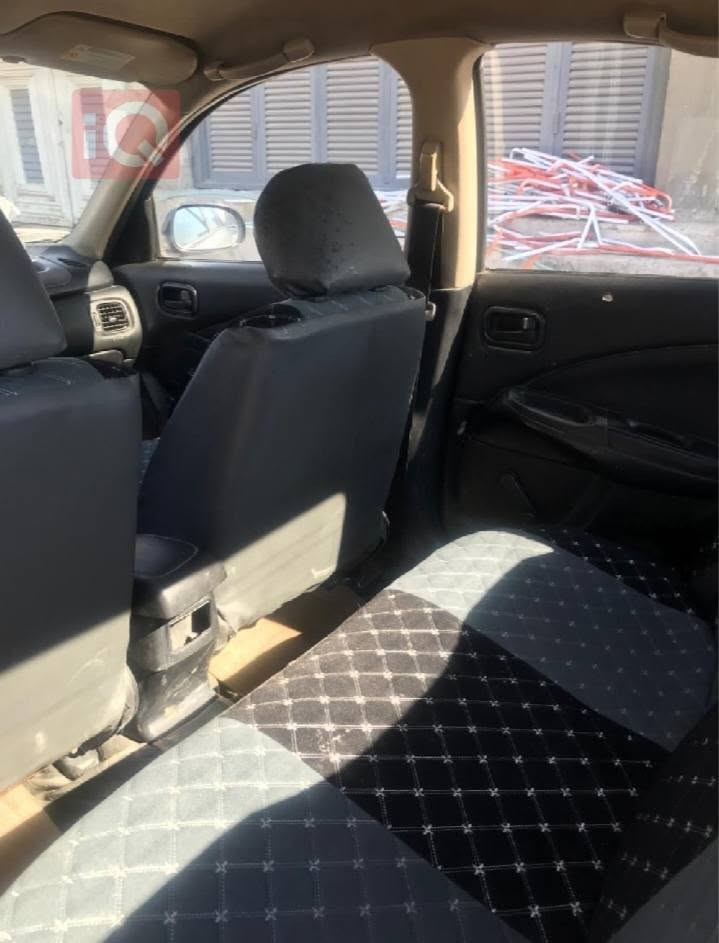 نيسان صني ياباني موديل 2006 بأسمي السعر 70$  وبيها مجال للشراي لطفاً لا يعلق اخد يكول بالتقسيط ولا مراوس للبيع فقط للاستفسار اكثر الاتصال على الرقم
*********** غير متواجد عالفيس اذا تريد تشتري اتصل نقصها تبريد فقط والسياره جاهزه
