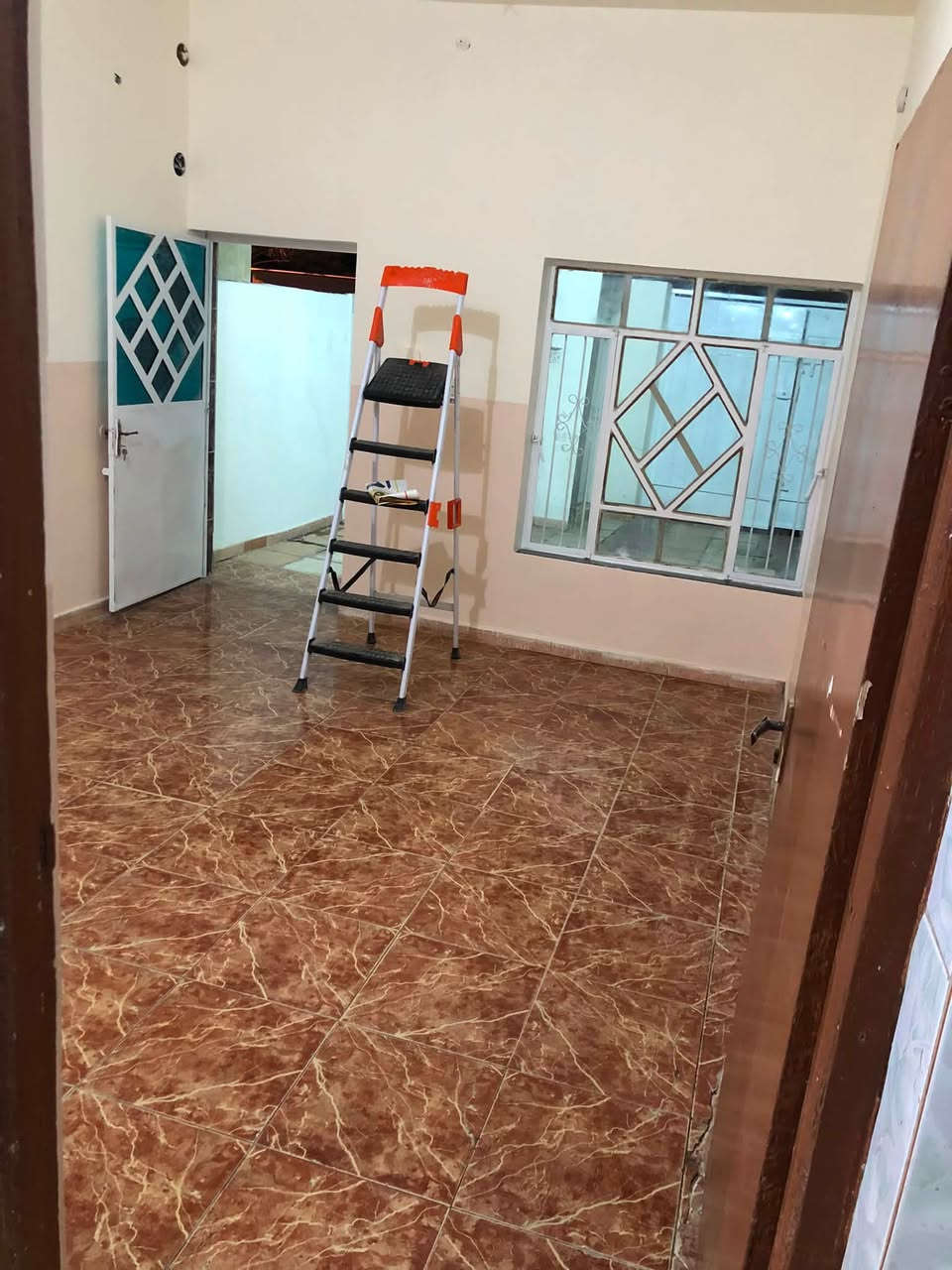 السلام عليكم
مشتمل 100 م للبيع بالمهندسين
الموقع موضح بالفيديو بالمنشور 
***********

