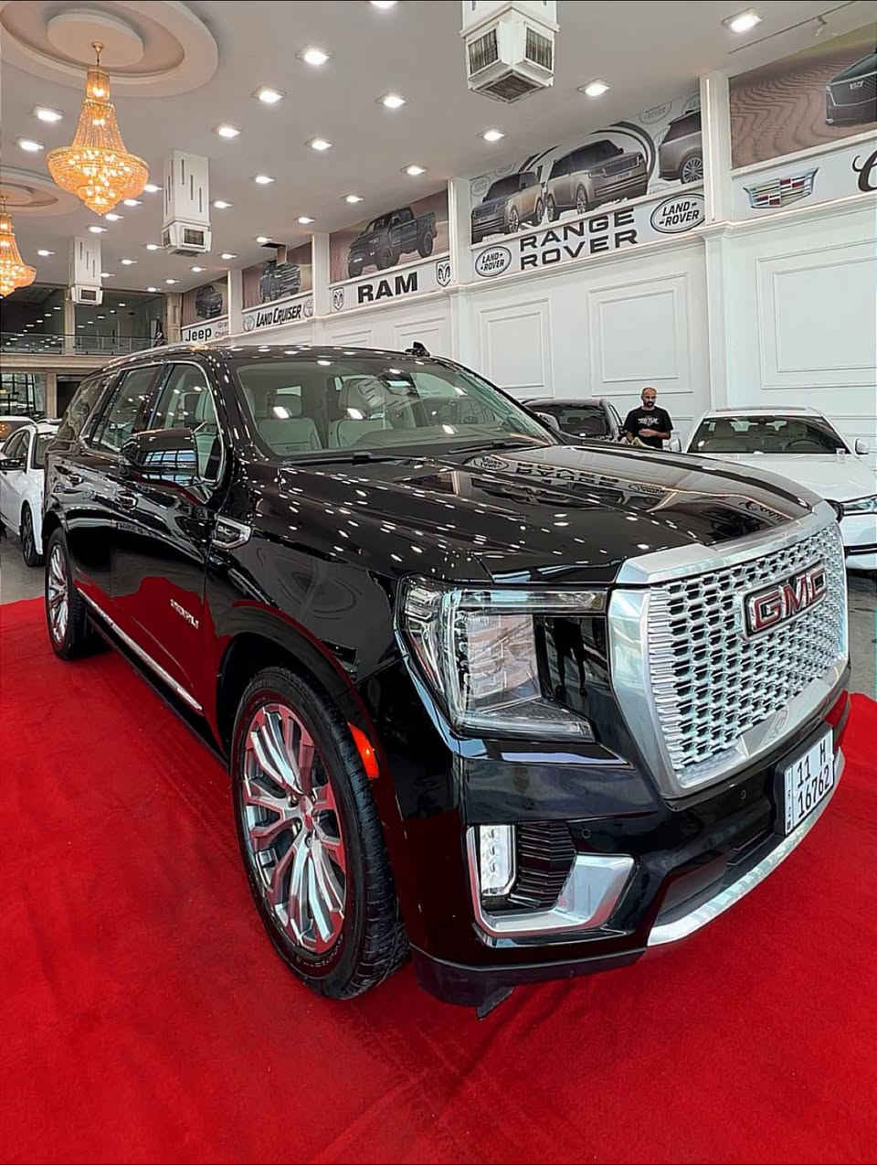 .
سلام عليكم
GMC-دينالي -2022-خليجي 
بانوراما 
مكينه 6200
جكات 
دوس كهرباء 
جنطه كهرباء
3 شاشات
ماشية 93 الف 
كشنات جلد 
كشنات تدفئه تبريد 
داته شو
فور ويل 
5 كامرات 
رادار امامي وجانبي 
وحساس امامي وخلفي 
السيارة خليجي صار شخط بل باب الخلفي ونصبغ بدون فتح بدون تبديل + بيها PDR مكانين بسيطات كلش 
مكينة كير كفالة بدون فتح بدون اي شي 
عنواني بغداد كاظمية 
***********
