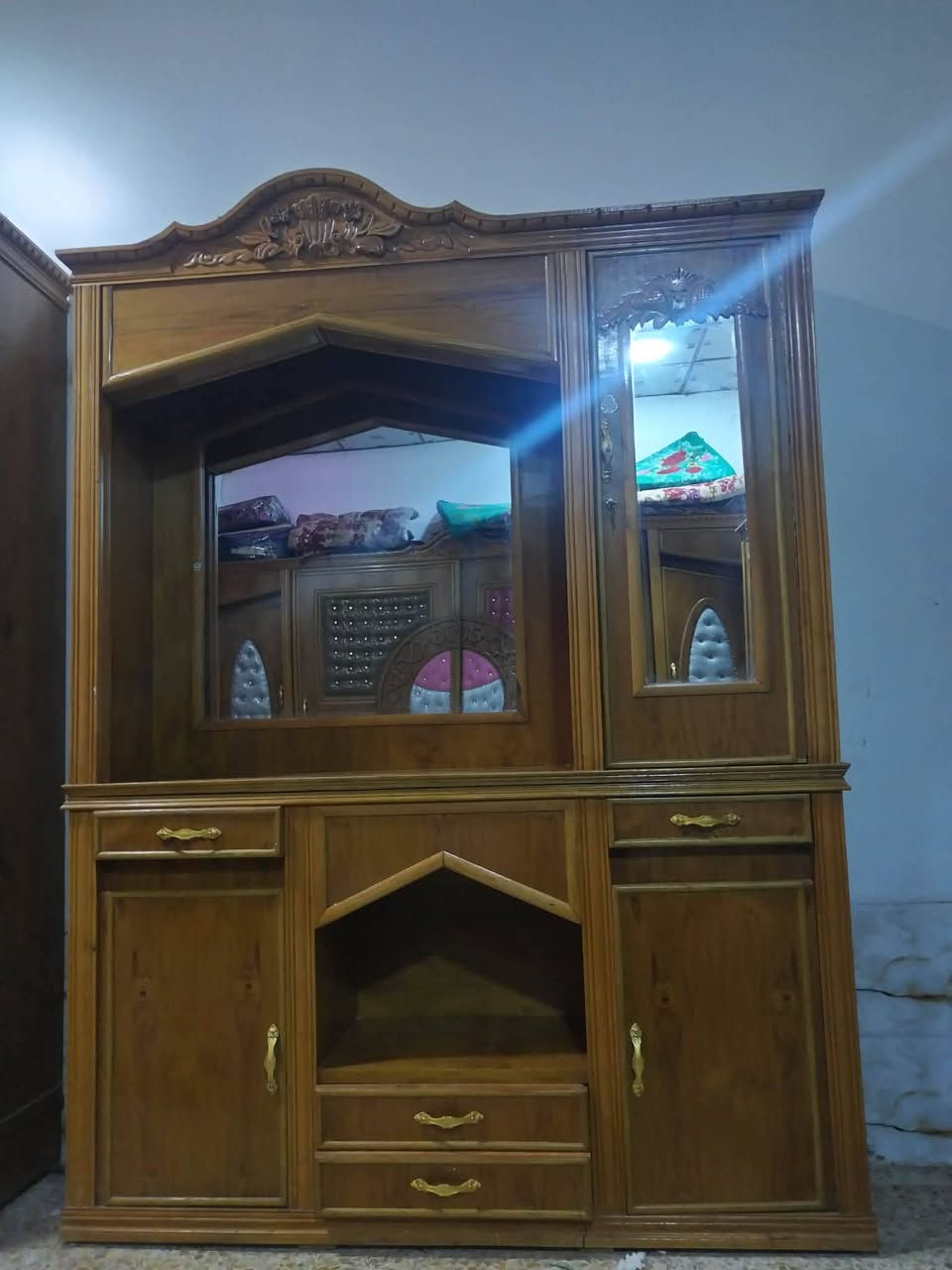 غرفة نوم • جاهزه • نضيفه