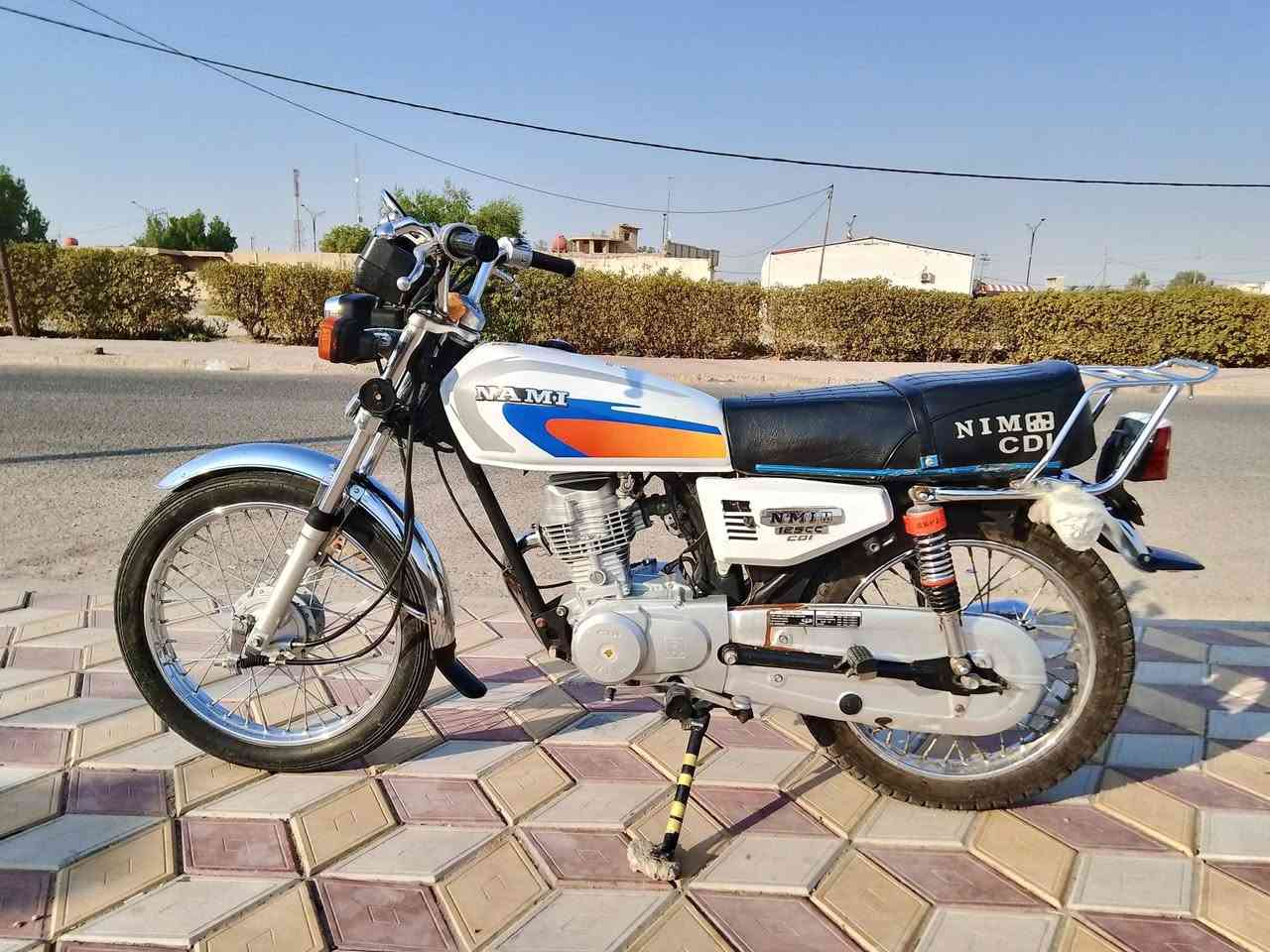 سلام عليكم نامه موديل 25وراق اسكنر 3احرف باب اول 
المكان واسط قضاء لاحرار السعر 650
شراي اتصل وبيك خير وتدلل
***********
