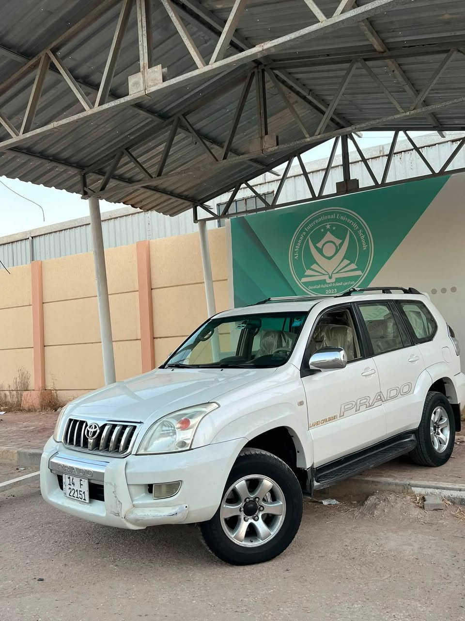 سلام عليكم مرخصت الادمن المحترم
لاندكروز برادو 2005 فئة VX فول مواصفات كشنات جلد وكهرباء 

وتدفئة بالكشنات  

و المحرك 6 سلندر 4000 

و امجفت تجفيت ممتاز جدا جدا

وبيه بارد اباب الصندوق 

و السياره حلوه ونضيفه 

وتخم تاير جديد 

وحداديه جديده 

ودبلات امامي خلفي جديد

ادامه كامله الله شاهد للسياره

ومكان السياره ميسان العماره 

والسعر راسلني او اتصل و بخدمتك  ***********
