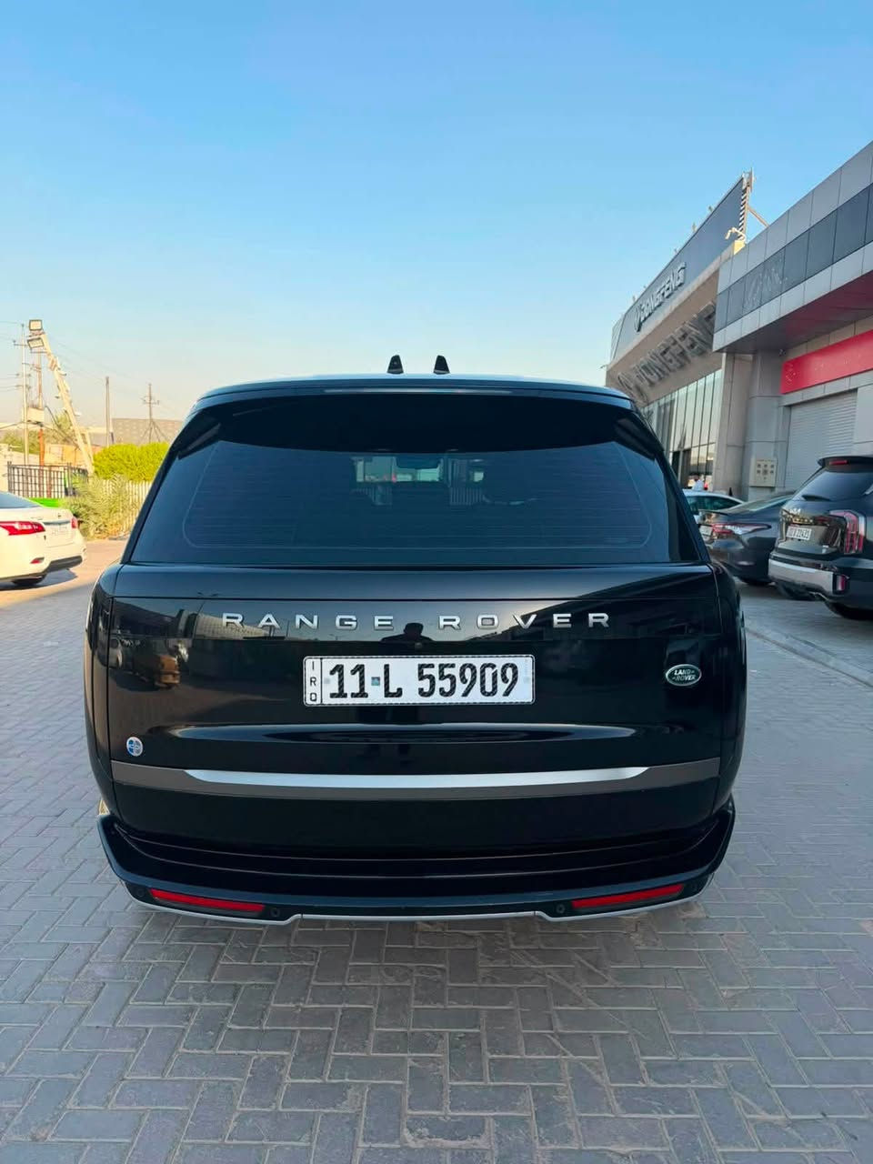 رانج ٢٠٢٣ p400 hse داخل احمر عاكس كيلومترات جديده كلش ماشيه ٤٠ الف مكفوله كفاله عامه مغلفه ppf وكاله سردار بعده بلضمان بصمات ثنين وارضيات 
للاستفسار 
***********
***********
