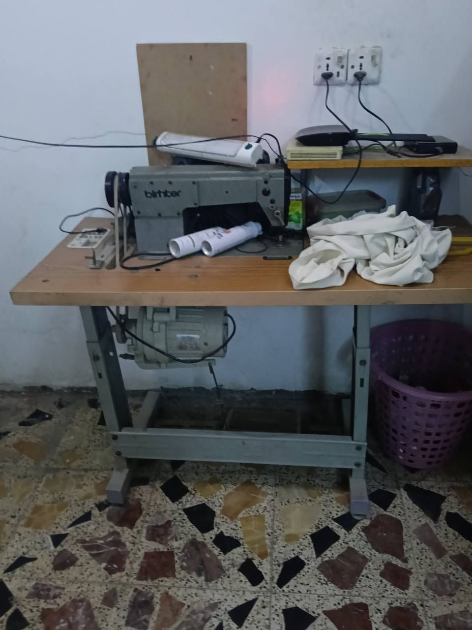 سلام عليكم
مكينة خياطه براذر مصنعي 
مجمدات  اثنين 
10قدم
12 قدم
للبيع  مدينه الصدر. منطقة الدسيم 
موبايل ***********
