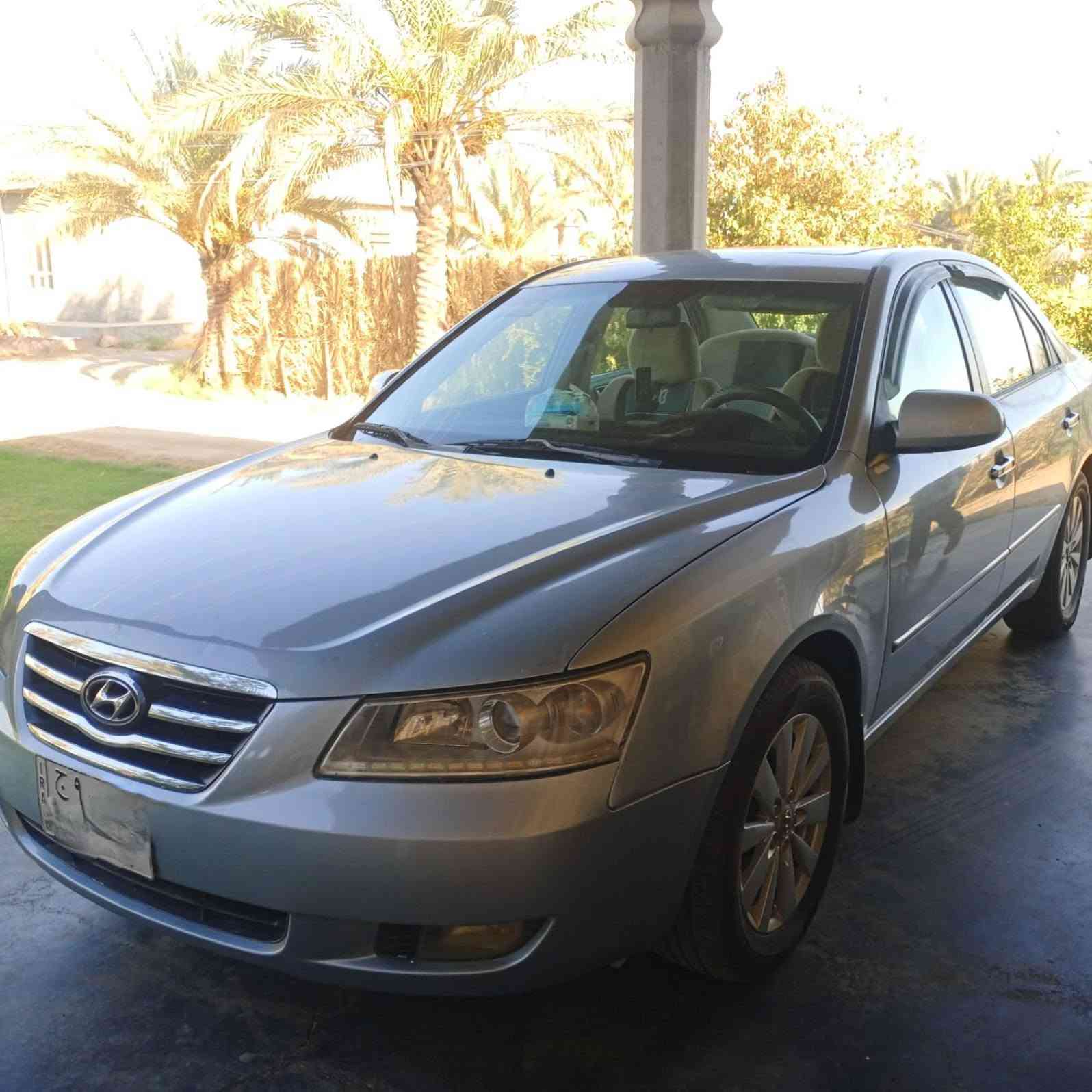 السلام عليكم
سوناتا 2007 خليجي 
محرك 2400
رقم بغداد بأسمي 
سنوية لغاية 2029
السعر 90 وبيها مجال 
للاستفسار الاتصال على الرقم
***********
