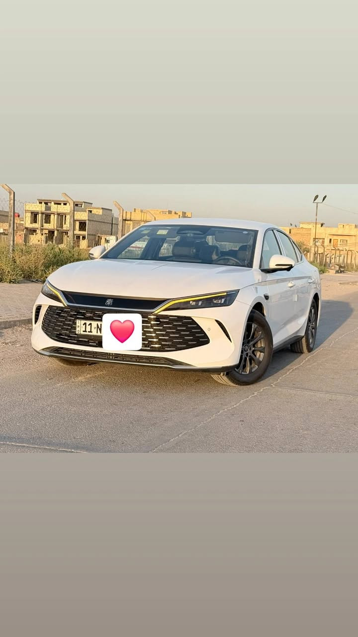 للبيع بي واي دي qin L مكفوله كفاله عامه
رقم بغداد 
مواصفاتعا خزان ٦٥ لتر يمشي مع الشحن ٢١٠٠ كيلو 
بطاريه ٨٠ 
١٣ كامرا 
اوتو بارك 
تحديد مسار 
قياده ذاته 
مثبت  سرعه 
شاشه كبيره 
داخل جلد 
بصمتين ابواب 
السياره ماشيه ١٢ الف 

مكانها بغداد للبيع التواصل على الخاص او على الرقم 
*********** متوفر واتساب 

السعر ٢٥ ونص
