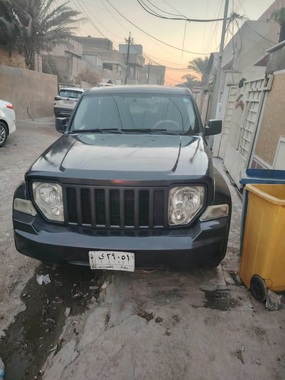 سلام عليكم جيب لبرتي موديل ٢٠١٠
كفاله عامه جديده سياره ماعده صبغ حزام اثر جلاد 
جاهزه كلين تايتل سياره بلاديه
تخم تاير وتبريد حدايه جديد
السعر١٠٠$وبيه مجال 
العنوان بغداد الامين الثانيه
***********
