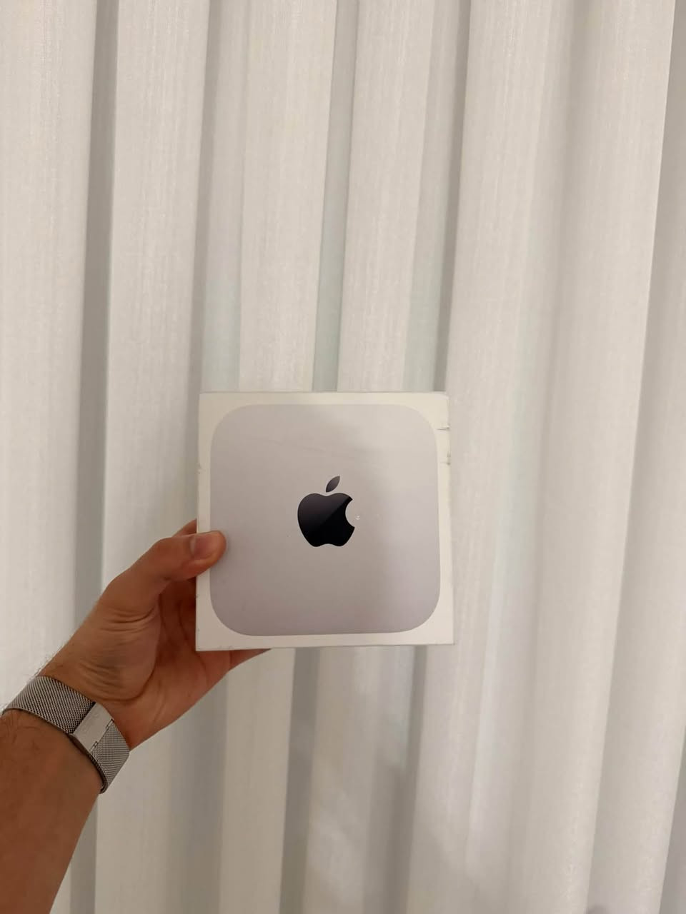 Mac mini M4 • ٢٥٦ SSD • ملحقات