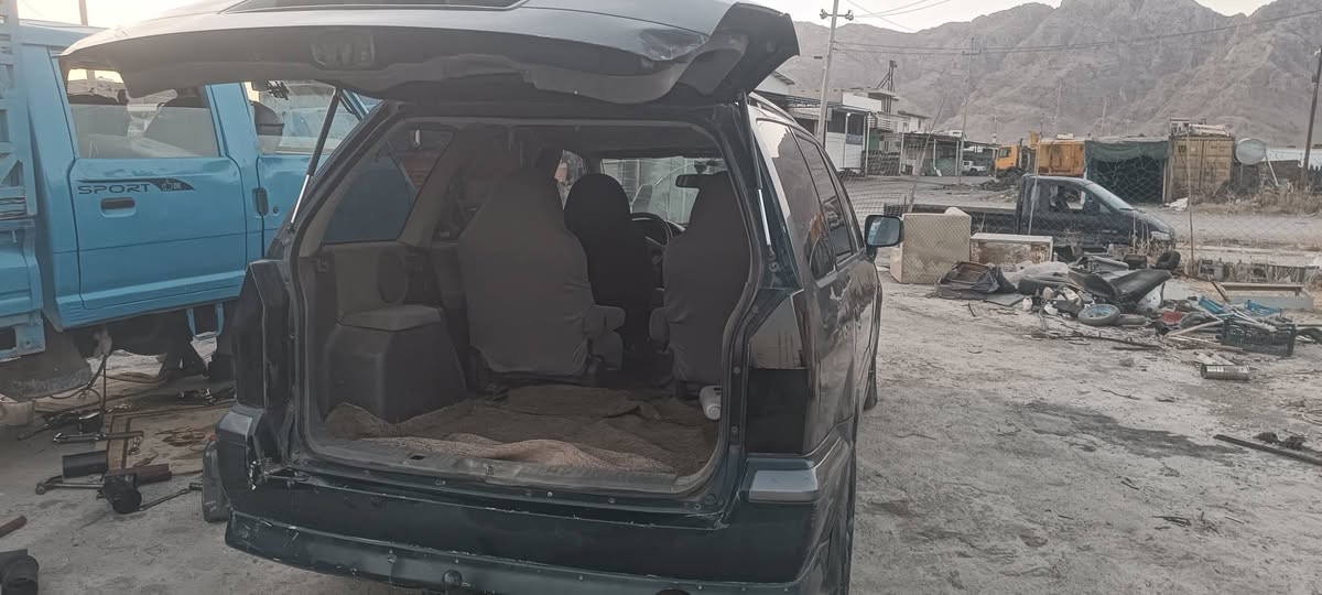 مستربۆشی بۆ فرۆشتن گێڕو مەکینە بەشەرت 
سەنەوی لەگەڵە و کۆدیشی بۆکراوە بارکۆدی وەر گرتوە سعری 20 گەڵاو معامەلە شوین ڕانیە 
ژ.م *********** رانية, السليمانية

