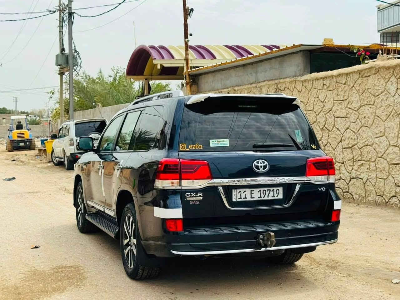 لاندكروز 2019 كراند تورنك v8
كفاله عامة فول مواصفات

رقم بغداد بسمي 

جنطة شفط

حساس امامي خلفي

فول تحكمات

هواي مواصفات بيه

سعر ٤٥٠ بيه مجال قليل

َمكان كربلاء ***********
مراوس هم ترهم بسياره اقل منه

نص مكتوب في الصور:
- _ez6n