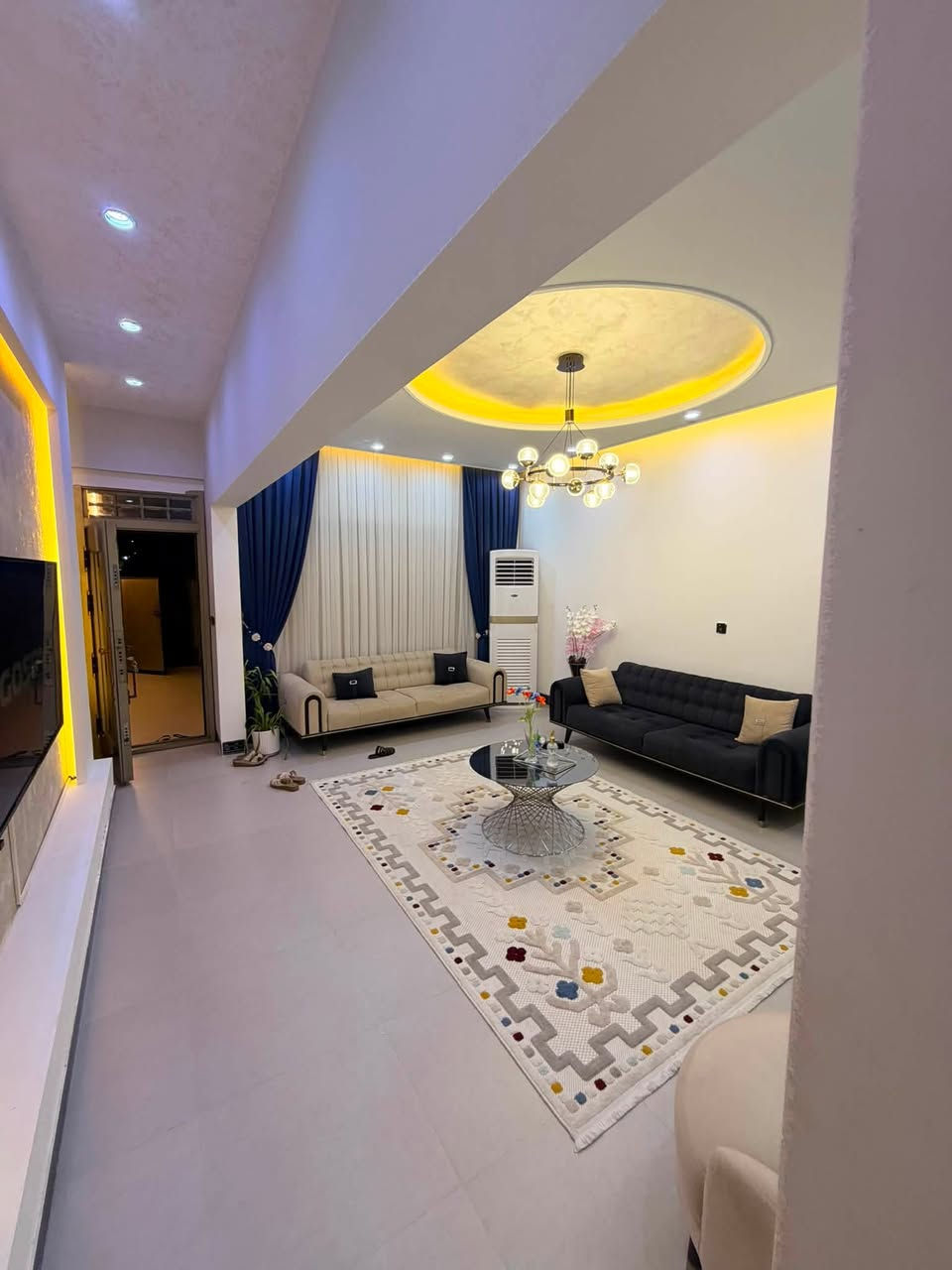 🏠 بيت عرض للبيع – كركوك / واسطي

بيت بلدية مرقّم، بناء جديد وعمره فقط 4 سنوات.

📐 المساحة: 125 متر
↔️ الواجهة: 5 متر
↕️ العمق: 25 متر
🏡 طابقين منعزلين
✨ الطابق العلوي بنفس التصميم
🏠 واجهة فلين مع إضاءة LED
✨ من الداخل سقف مغربي

📍 العنوان: كركوك – واسطي – خلف مول إيمان شارع سايدين 

📞 للتواصل والاستفسار:
***********

الجاد يتفضل بالاتصال على الرقم أعلاه.
